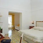 Sina Flora 4*