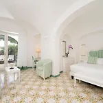 Otel Sina Flora