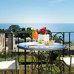 Otel Sina Flora