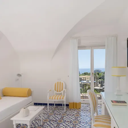 Sina Flora Отель 4*