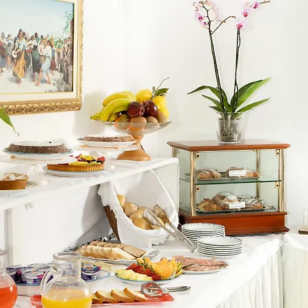 Sina Flora Отель