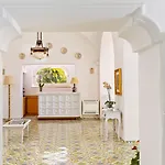Sina Flora 4*