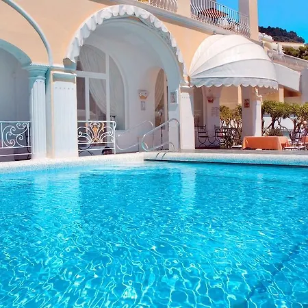 Sina Flora Otel 4*